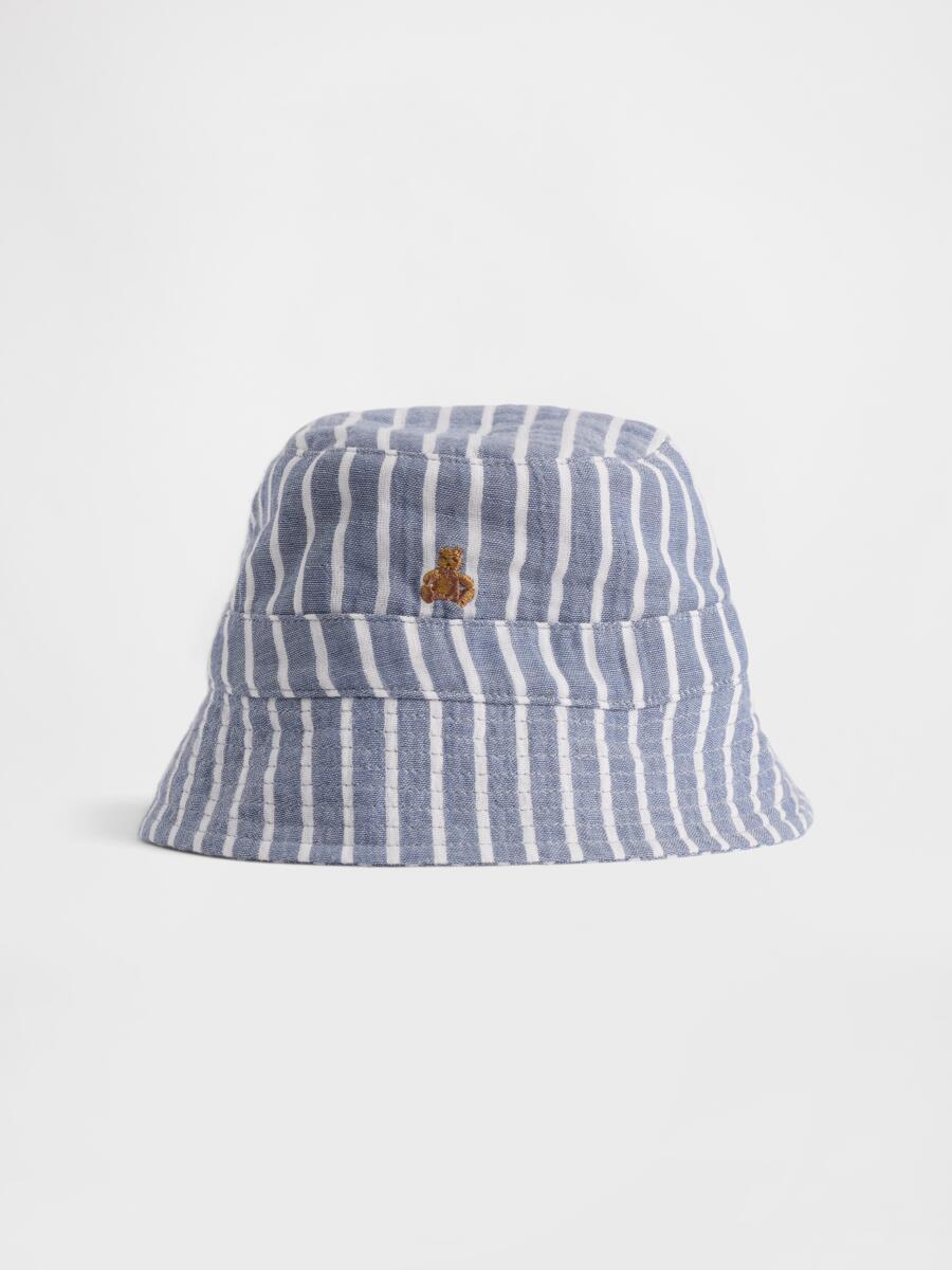 Бебешка муселинска капа Brannan Bear – Blue Stripe